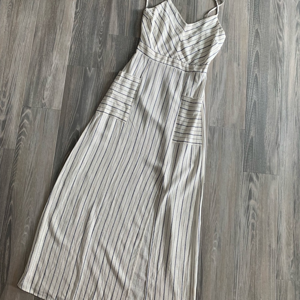 striped navy dress size M